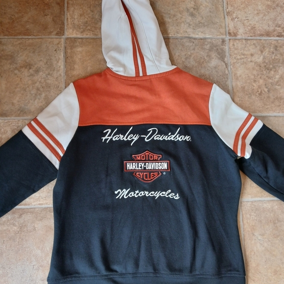 Harley-Davidson Orange and Black Hoodie - Picture 3 of 4